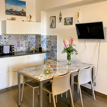 Apartament Fronte Mare - Relax E Posizione